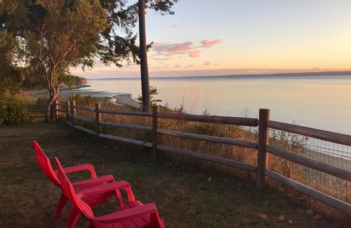 Nordland House | Top Rated! Stunning Waterfront Island Paradise home