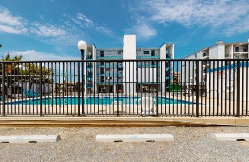 North Ocean City Apartment | Top Royal S 400