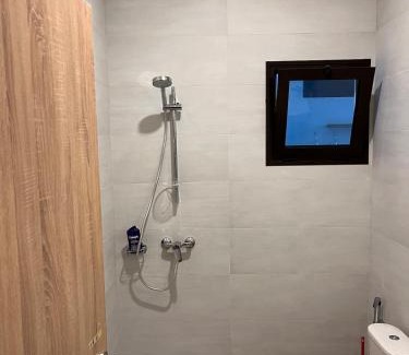 Angre Apartment | Top Spot Cocody - Terasse et Minibar privée - Déco Unique