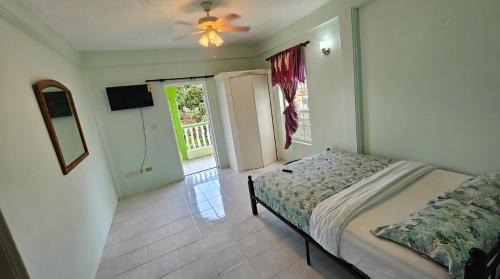 Barroui Apartment | Top View Terrace