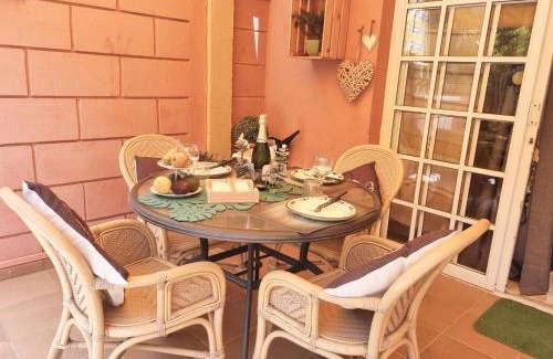 San Bartolome de Tirajana Apartment | Top1 Green Sea Bungalow jardin