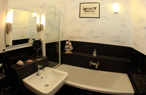 West Berlin Centre Apartment | TopApartment in the West-City at the Kurfürstendamm