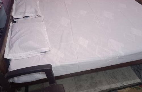 Varanasi Apartment | Topper stay