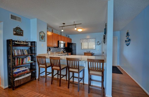 Sneads Ferry Condo | Topsail Dunes 2308 - Oceanfront Condo - Community Pool