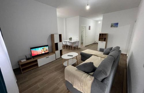 Shengjin Apartment | Tori Apartament