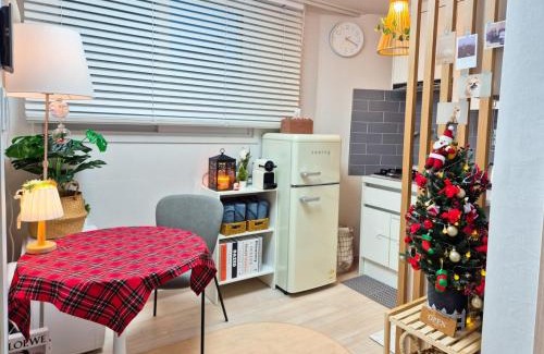 Sangsu-dong Apartment | TORI House