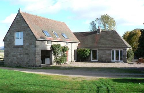 Aboyne House | Tornacraig 8 Person Country House on Royal Deeside