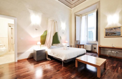 Duomo Apartment | Tornaquinci Palace