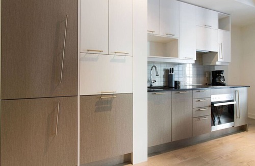 Financial District Apartment | Toronto - Richmond 1B