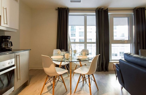 Financial District Apartment | Toronto - Richmond 1B