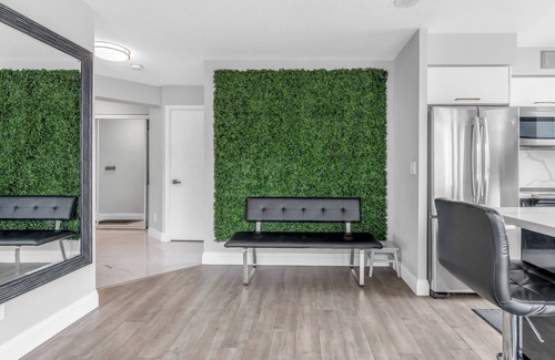 Fort York Hotel | Toronto Waterfront Stay