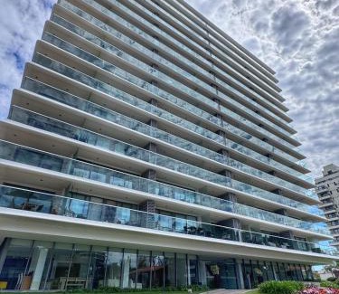 Aidy Grill Apartment | TORRE CHRONOS PREMIUM 2 Dormitorios