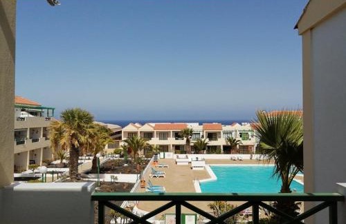 Caleta de Fuste Apartment | Torres del Castillo Ocean and Pool View