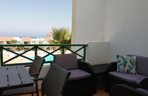 Caleta de Fuste Apartment | Torres del Castillo Ocean and Pool View