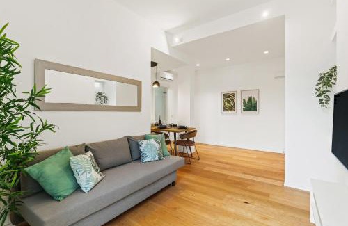 Giambellino Apartment | [Tortona-Navigli] Luxury Desing District Wifi e Neflix
