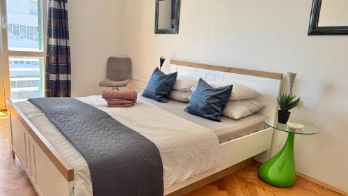 Split House | Tortosa Blue