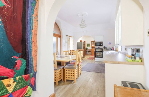 Peebles House | TORVIEW HOUSE, pet friendly, with open fire in Peebles