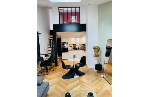 Quartier Vieux Marche-Cathedrale House | Toscana: Modern duplex at the hearth of Rouen