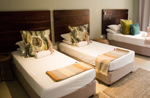 Okaukuejo Cabin | Toshari Lodge