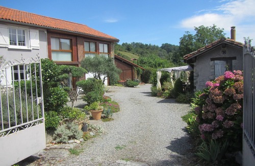 Villeneuve-de-Riviere House | Totally independent 95 m² loft