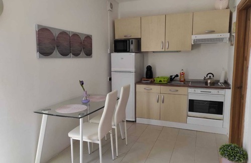Mosta Apartment | Totally Private Studio with your own jacuzzi