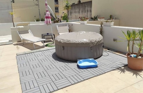 Mosta Apartment | Totally Private Studio with your own jacuzzi