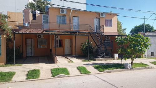 Villa Mercedes Apartment | Totito