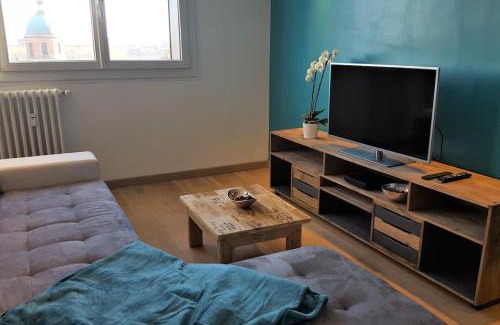 Saint-Cyprien Apartment | Toulouse - Panoramic View