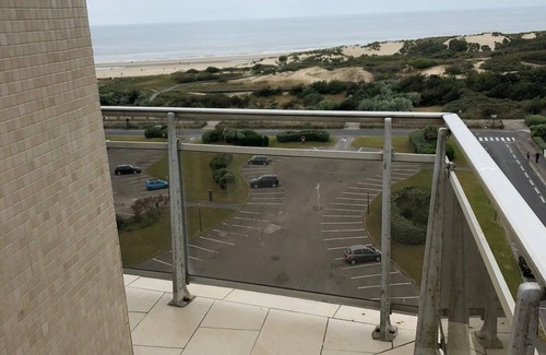 Le Touquet-Paris-Plage Apartment | Touquet, EXCEPTIONAL VIEW FACING THE SEA with terrace, very well placed