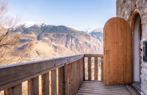 Saint-Jean-de-Maurienne Apartment | Tour de la Fournache