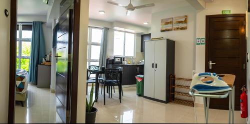 Male House | Tour Inn