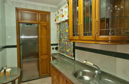 Distrito Centro House | Tourist House Plaza de la Magdalena. Historic helmet. Independent house. Playground