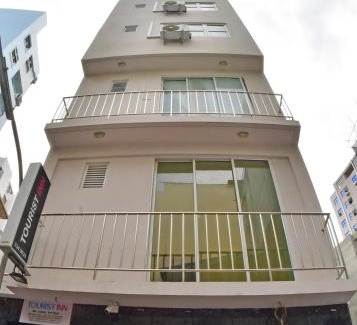 Male House | Tourist Inn