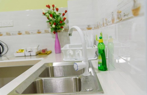 Male House | Tourist Inn