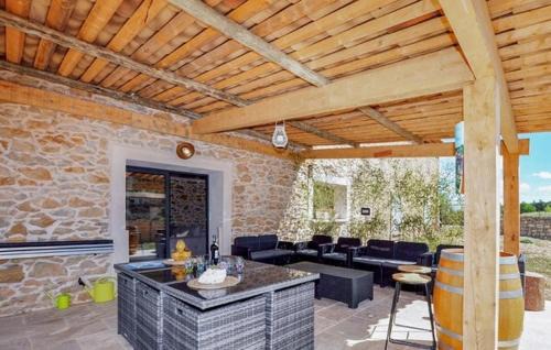Tournissan House | Tournissan L'Auberge du Chateau avec ça piscine