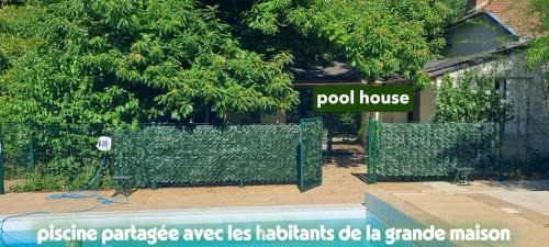 Saint-Avertin Ski Chalet | TourTour in the Loire Valley poolside Chalet