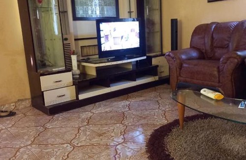 Kwinella Apartment | Tousha Apartment