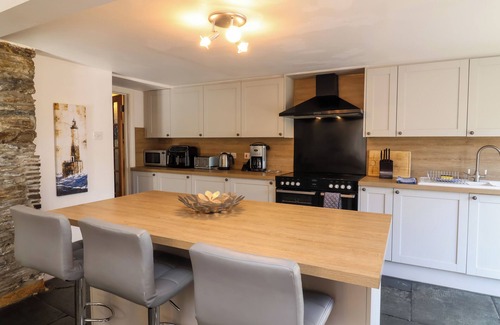 Boscastle Cottage | TOWER HOUSE, pet friendly, character holiday cottage in Boscastle