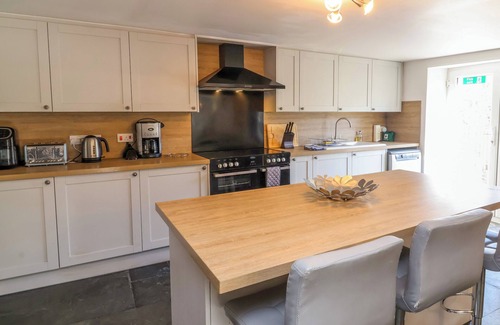 Boscastle Cottage | TOWER HOUSE, pet friendly, character holiday cottage in Boscastle