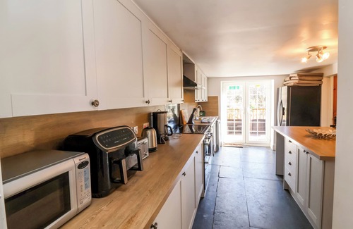 Boscastle Cottage | TOWER HOUSE, pet friendly, character holiday cottage in Boscastle