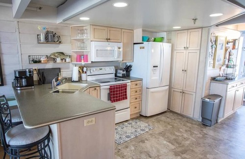 Sussex County House | Tower Shores - Beach Front Bliss