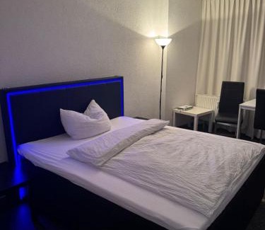 Antonsviertel Apartment | Tower Suite Hotelturm Augsburg