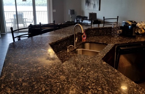 Osage Beach Condo | Towers Top REVIEWS, Walk in Level ! Just updated! Hot Tub! Sauna! nIndoor Pool!.