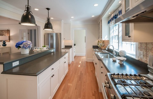 Nantucket Town House | Town,5 Bd,5 Bth,3 Fam Rms,Car Ferry included wk of July 12 if book by June 12