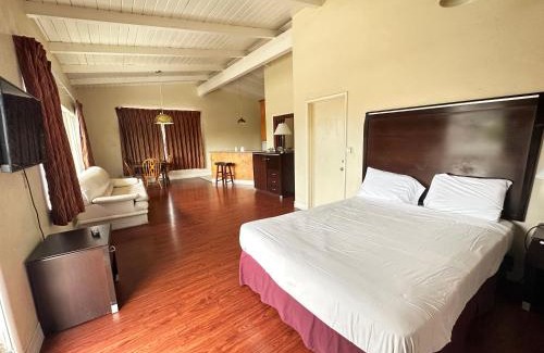 Santa Maria Hotel | Town and Country Inn