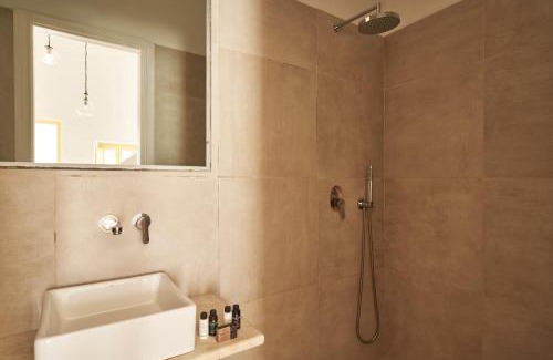 Little Venice Apartment | Town Box by Monocle