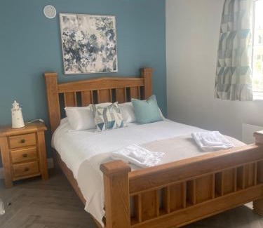 Kinsale Apartment | Town Center Beautiful 1 Bed Apartment