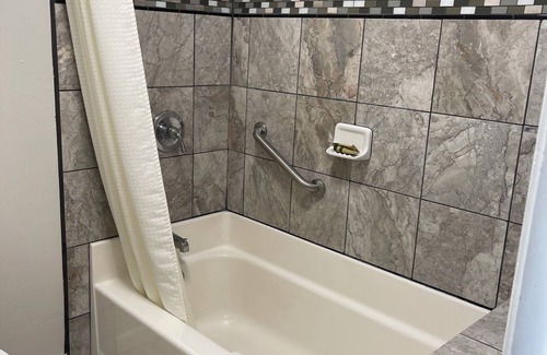 Sanger Hotel | Town House Motel
