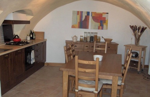 Scanno House | Town house with a terrace and fire place in Scanno.