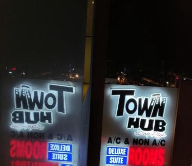 Valanchery Hotel | Town Hub